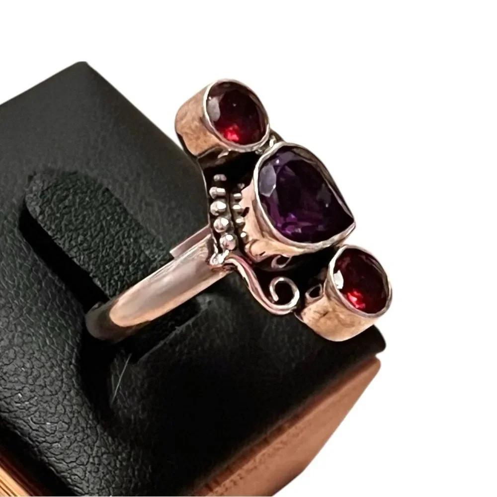 Artisan Amethyst And Garnet 925 Sterling Silver Cocktail Ring Size 6